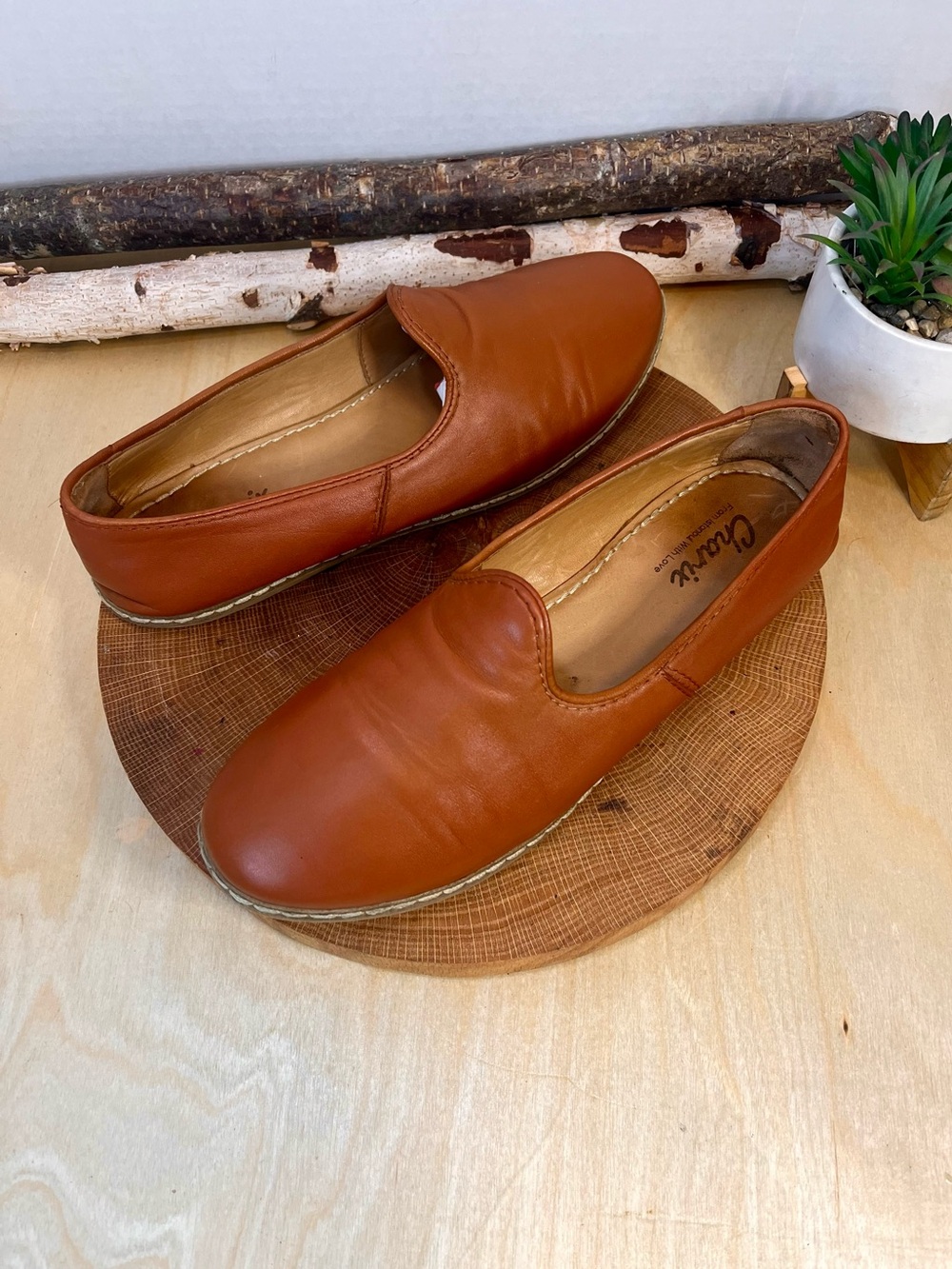 Charix Cognac Brown Handmade Leather Loafers Unisex Slippers EU 43 Men 10